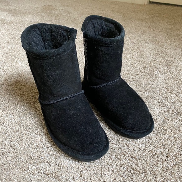 BearPaw Other - BearPaw Toddler Boots - Size 9